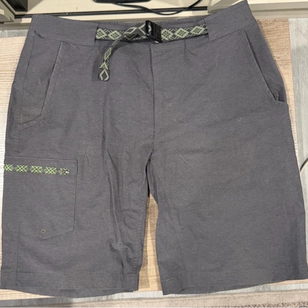 Columbia Athleisure / Hiking Shorts